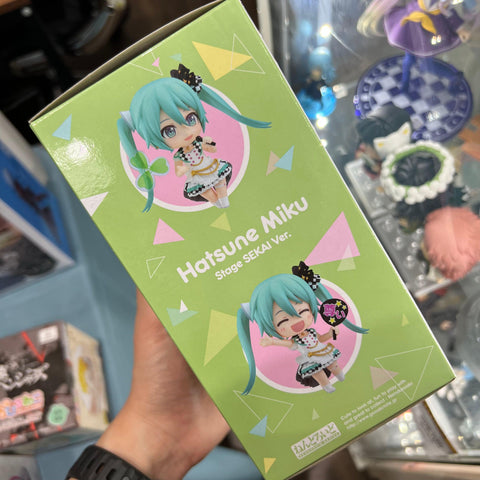 Hatsune Miku Nendoroid 1639 Stage SEKAI ver.