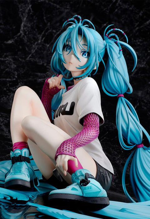 Hatsune Miku×Yoneyama Mai STRONGER The Latest Street Style "Cute" LIMITED Edition