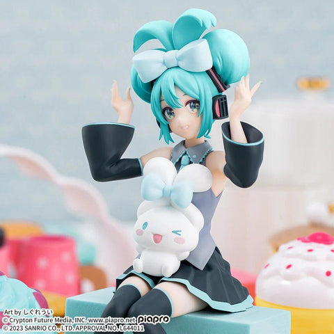 Sega Hatsune Miku x Cinnamoroll Noodlestopper Figure