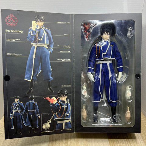 Medicom 1/6 Scale action figure: Roy Mustang Full Metal Alchemist