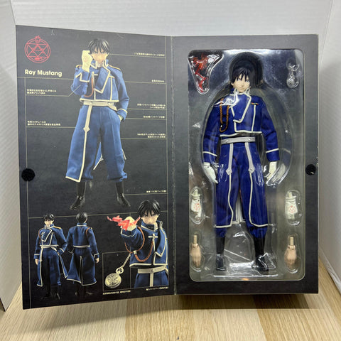 Medicom 1/6 Scale action figure: Roy Mustang Full Metal Alchemist