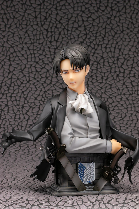 Attack on Titan B-FULL (FOTS JAPAN) Levi Up figure Color ver.