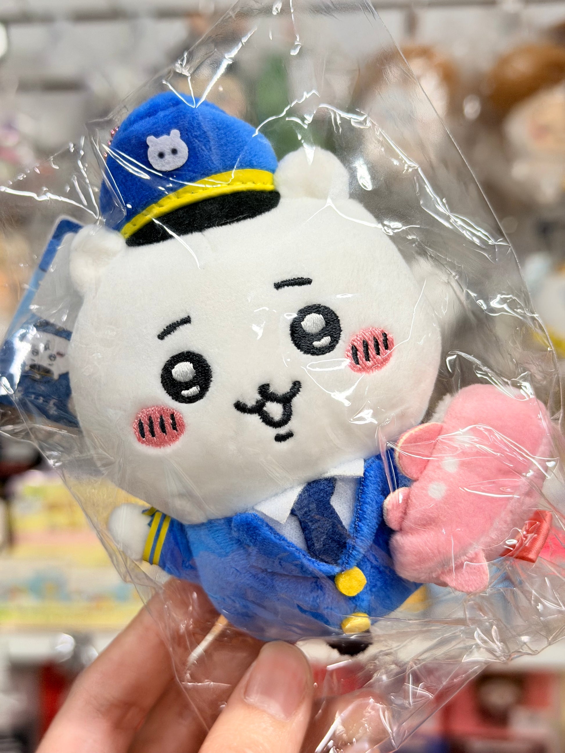 Chiikawa Airport Exclusive Mascot (Chiikawa)