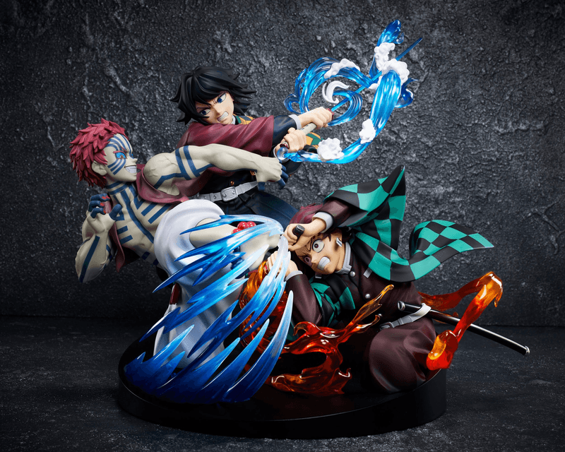 Demon Slayer: Kimetsu no Yaiba Tanjiro Kamado & Giyu Tomioka & Akaza Figure