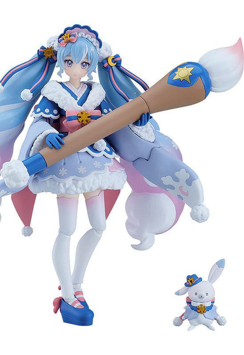 EX-067 Character Vocal Series 01: Hatsune Miku figma Snow Miku: Serene Winter ver.