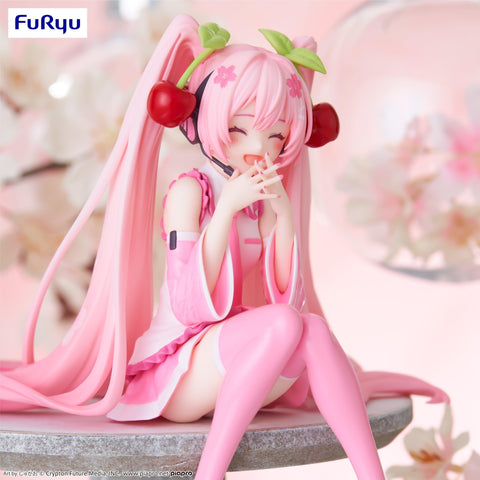 Hatsune Miku FuRyu Noodle Stopper Figure Sakura Miku 2023 Smile ver.