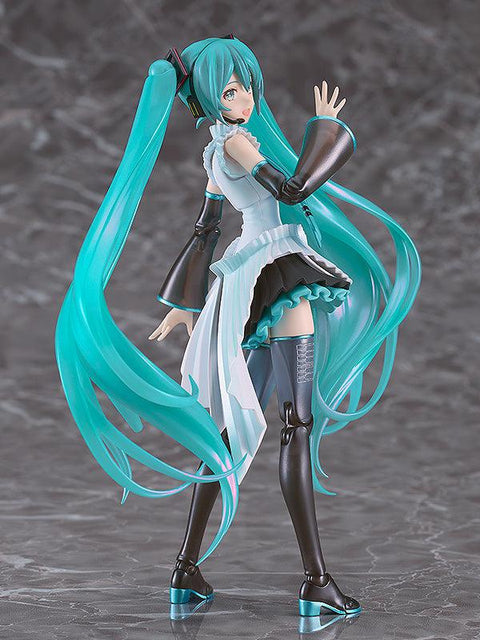 Hatsune Miku Max Factory PLAMATEA Hatsune Miku: Happy 16th Birthday Ver.