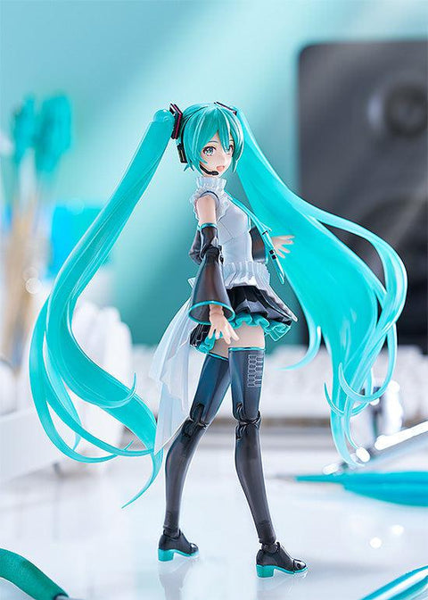 Hatsune Miku Max Factory PLAMATEA Hatsune Miku: Happy 16th Birthday Ver.