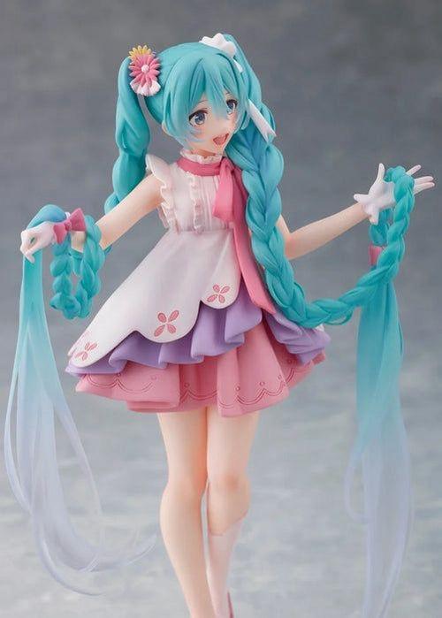 Hatsune Miku Wonderland Figure - Rapunzel