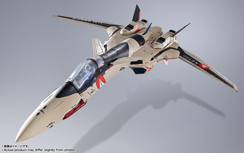 Macross Plus Bandai DX Chogokin YF-19 Excalibur (Isamu Dyson Fighter)(JP)