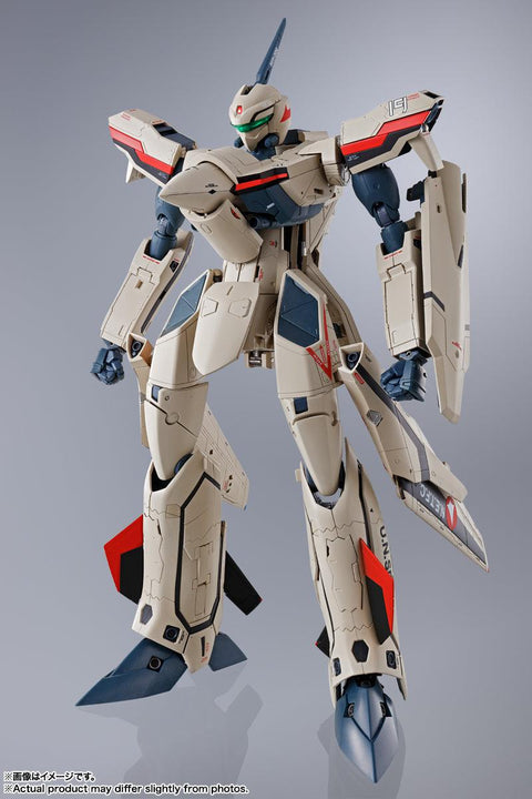 Macross Plus Bandai DX Chogokin YF-19 Excalibur (Isamu Dyson Fighter)(JP)