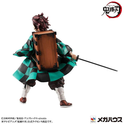 MegaHouse Precious G.E.M. Series Demon Slayer: Kimetsu no Yaiba Tanjiro Kamado and Nezuko Kamado figure set