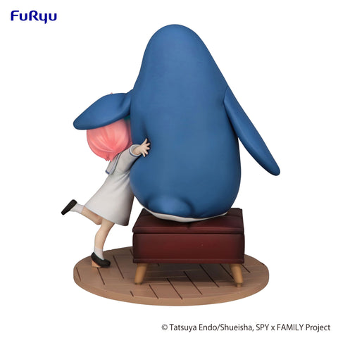 SPY × FAMILY FuRyu Exceed Creative Figure Anya Forger with Penguin