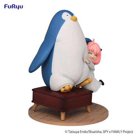 SPY × FAMILY FuRyu Exceed Creative Figure Anya Forger with Penguin