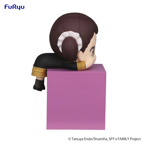 SPY × FAMILY FuRyu Hikkake Figure Becky