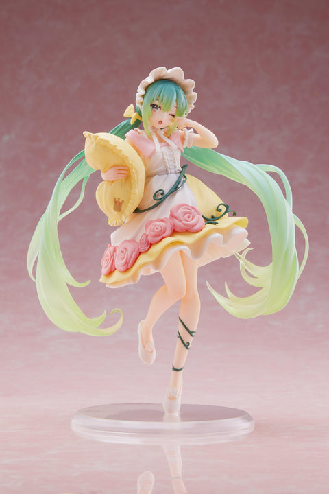 TAITO Hatsune Miku Wonderland Figure - Sleeping Beauty [PREORDER with deadline]