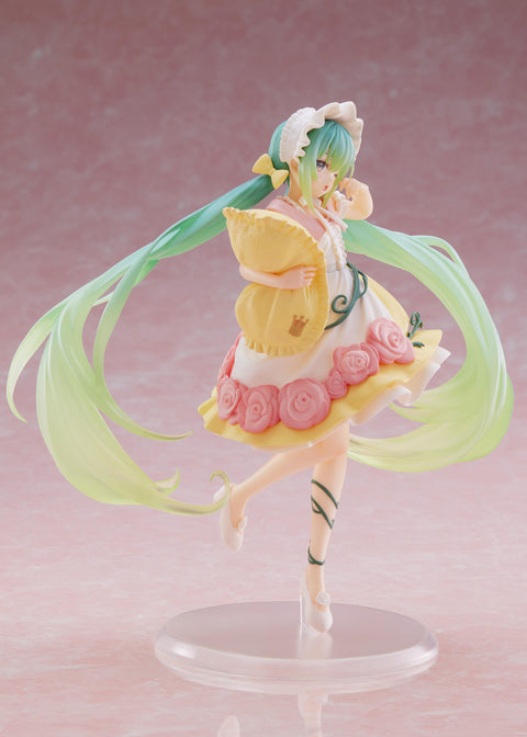 TAITO Hatsune Miku Wonderland Figure - Sleeping Beauty [PREORDER with deadline]