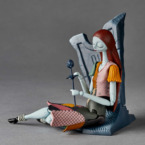 The Nightmare Before Christmas Kaiyodo Revoltech Sally