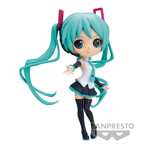 Vocaloid Q Posket Hatsune Miku V4X Style Figure BY BANPRESTO