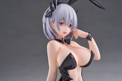 BUNNY GIRL LUME XCX ILLUSTRATED BY YATSUMI SUZUAME DELUXE VER. (tapestry)